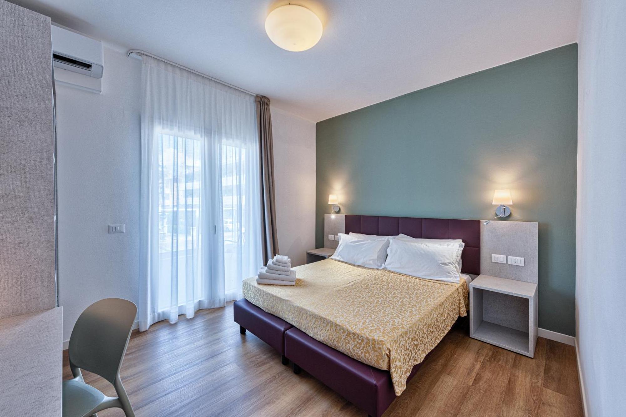 Hotel Al Ponte ลินญาโน ซับเบียโดโร ภายนอก รูปภาพ