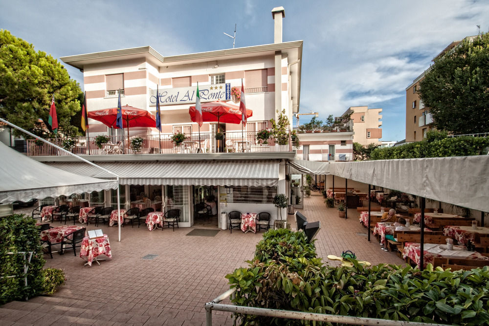 Hotel Al Ponte ลินญาโน ซับเบียโดโร ภายนอก รูปภาพ